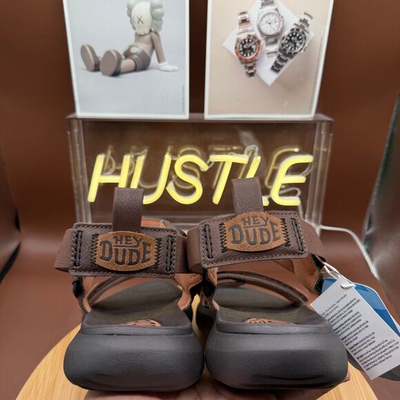 Hey Dude Carson Sport mode Sandal Brown/Brown Men’s Sz 7
